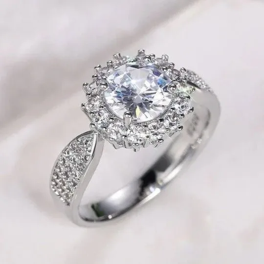 1/2 Carat Round Cut Diamond - I VS1 - 0.69ct - 222591