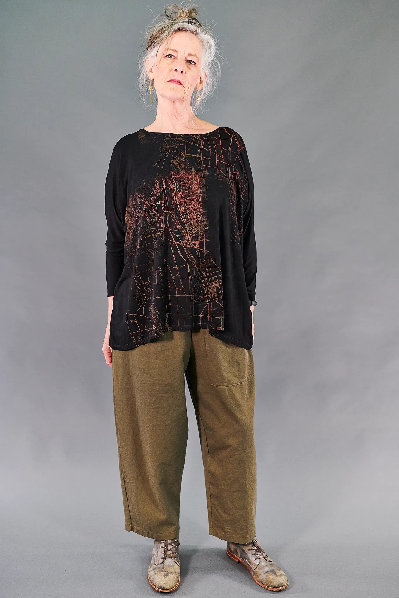 2218-Mariposa Square Top-Black-Legend