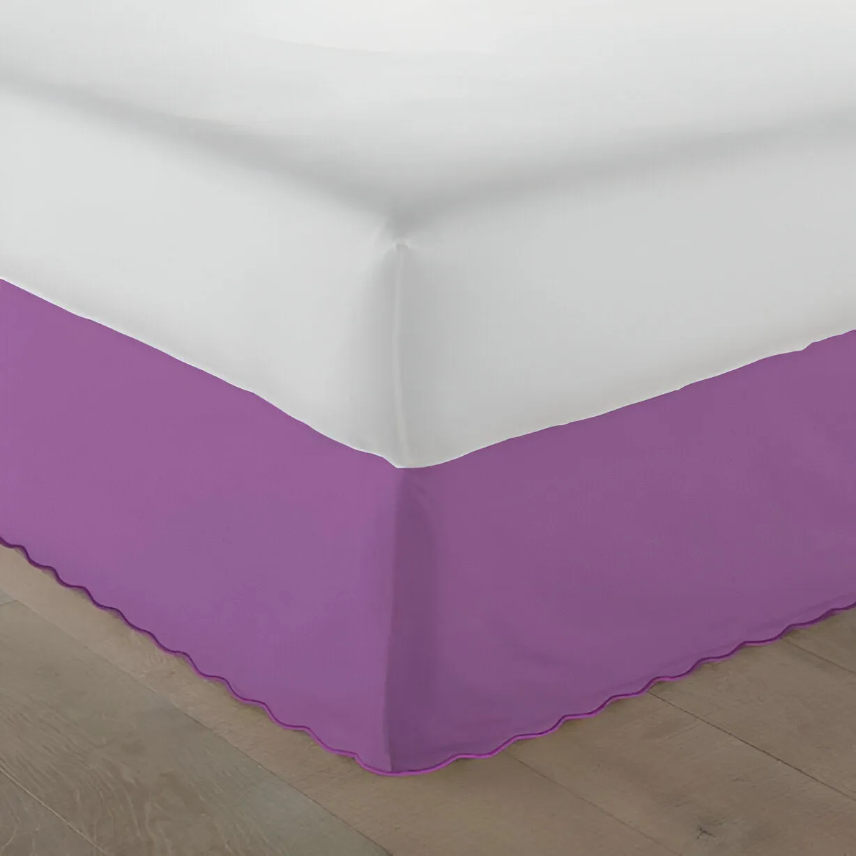 400TC Sateen Solid Cotton Luxurious Scallop Embroidery Tailored Bed Skirt