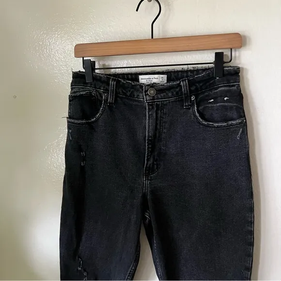 Abercrombie | Curve Love Distressed High Rise Skinny Jeans