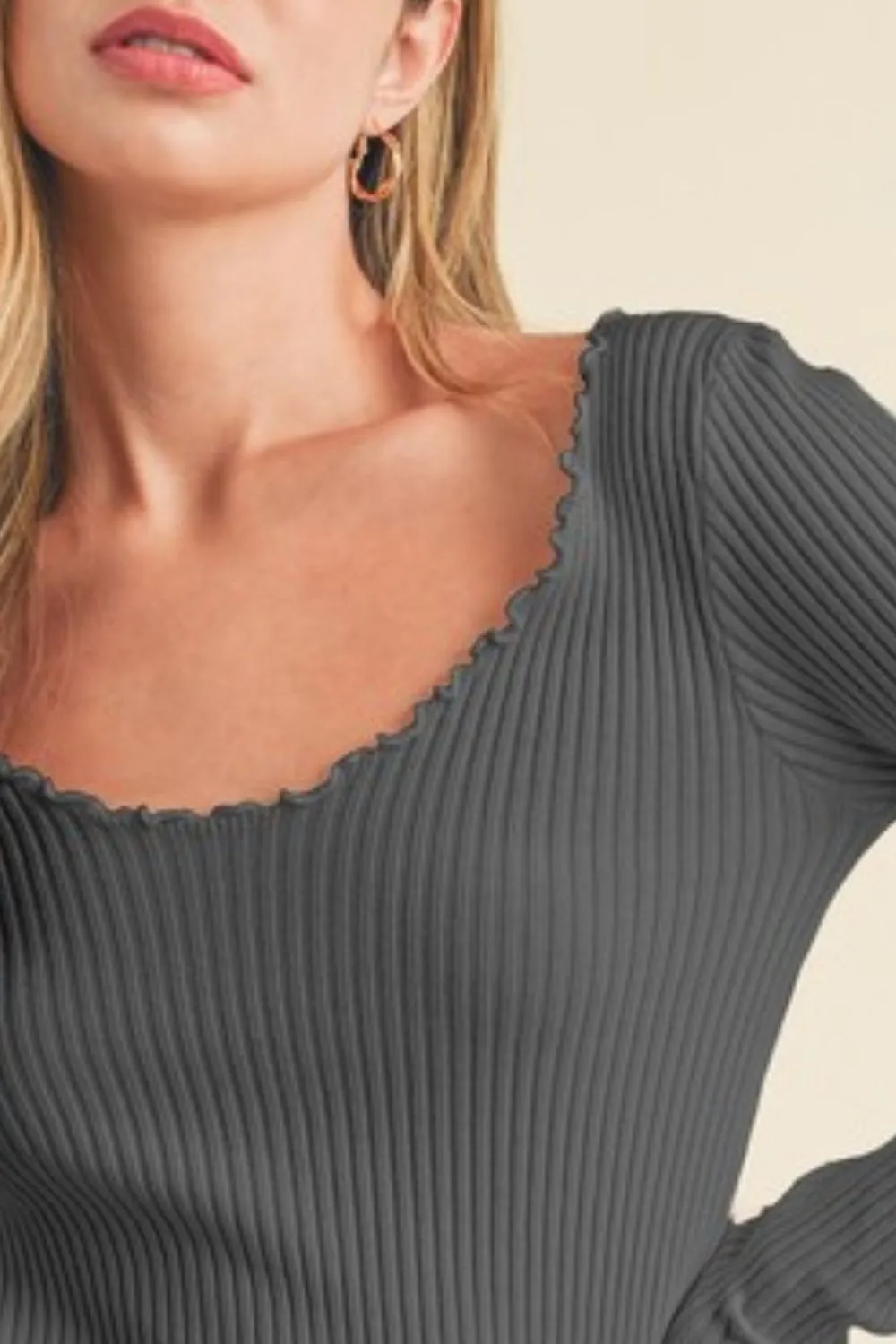 Aemi   Co Lettuce Hem Scoop Neck Long Sleeve Knit Top