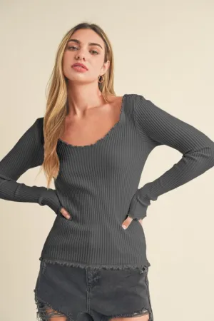 Aemi   Co Lettuce Hem Scoop Neck Long Sleeve Knit Top