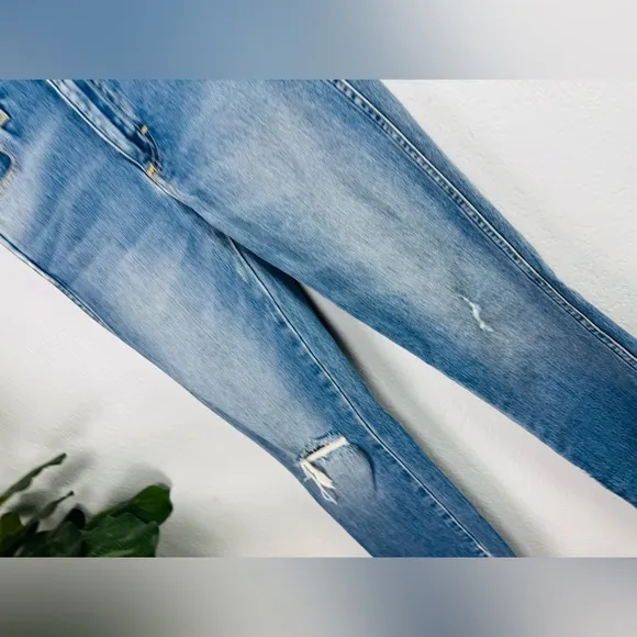 AMO Bella Wild One High Rise Blue Distressed Jeans