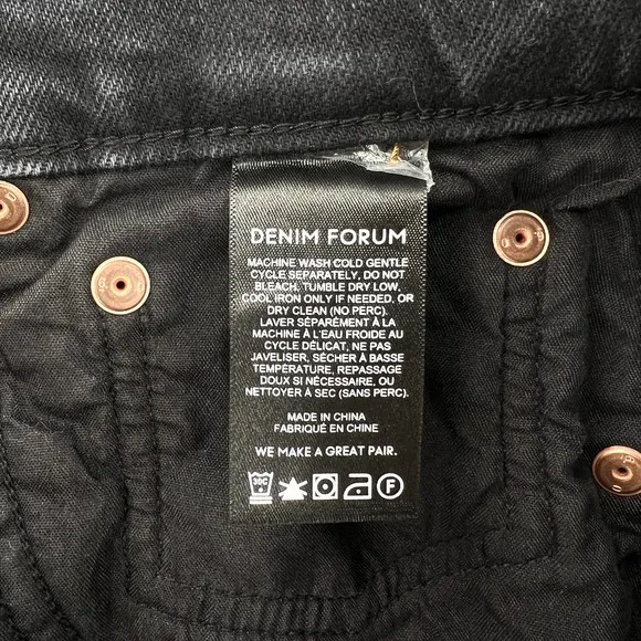 ARITZIA DENIM FORUM Jeans Womens 29 Black The Arlo High Rise Straight 28L