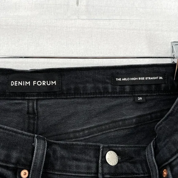 ARITZIA DENIM FORUM Jeans Womens 29 Black The Arlo High Rise Straight 28L