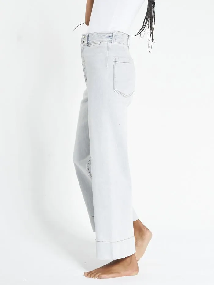 Belle Stretch Jean