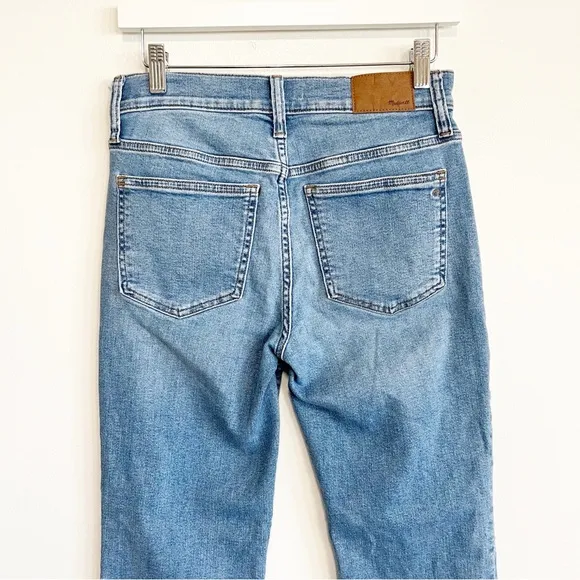 BOGO! Madewell Kick Out Crop Flare Jeans Raw Hem Carey Wash Blue Size 26