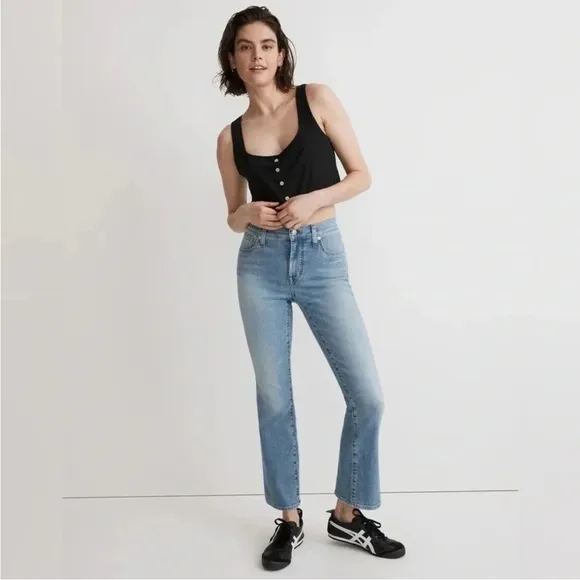 BOGO! Madewell Kick Out Crop Flare Jeans Raw Hem Carey Wash Blue Size 26
