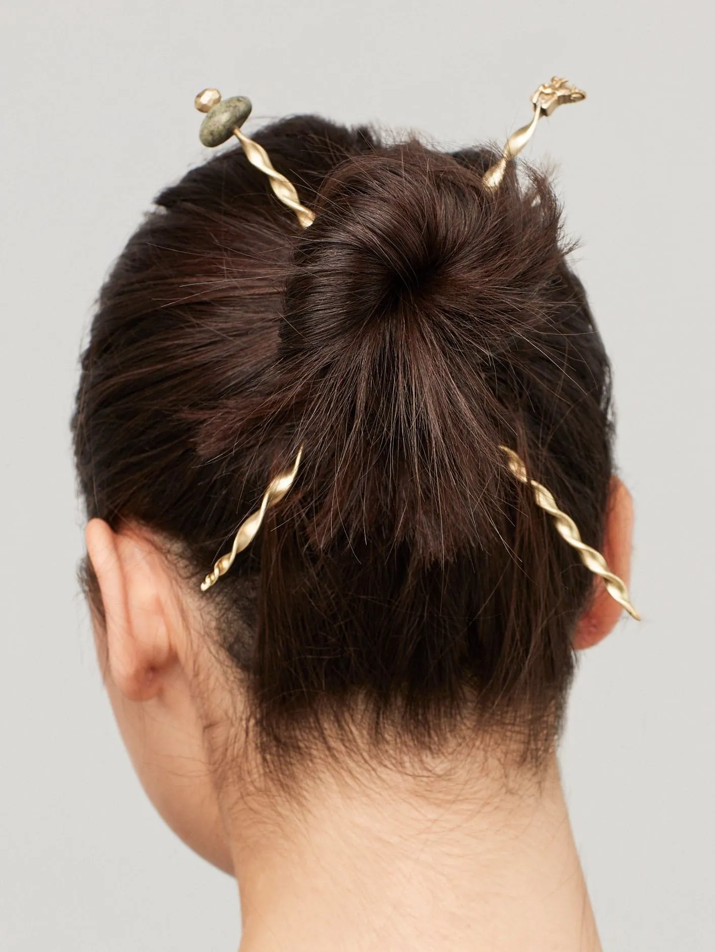 Bold Pebble Moon Hair Stick - Gold