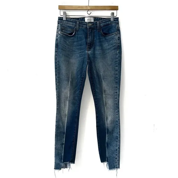 Current Elliot Original Stiletto Two Toned Hacked Hem Jeans 28