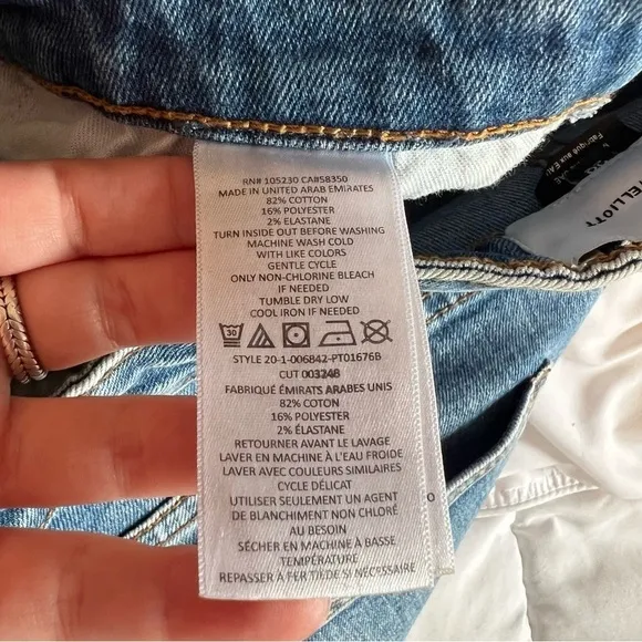 Current Elliot Original Stiletto Two Toned Hacked Hem Jeans 28