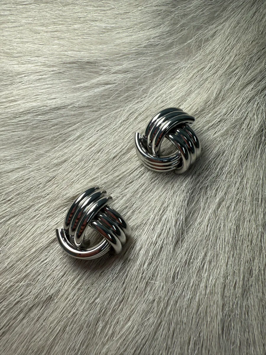 Demi Knot Earrings
