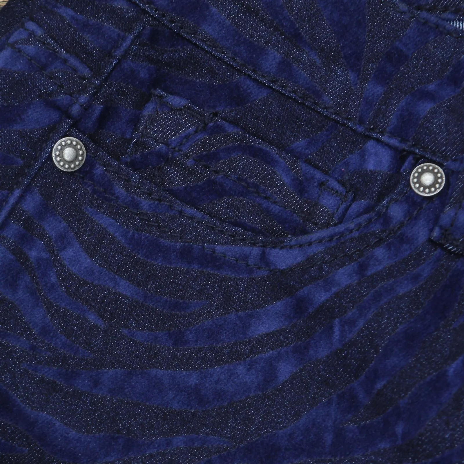 DG2 by Diane Gilman Womens Stretch Zebra Flocked Skinny Jean Indigo Blue 0