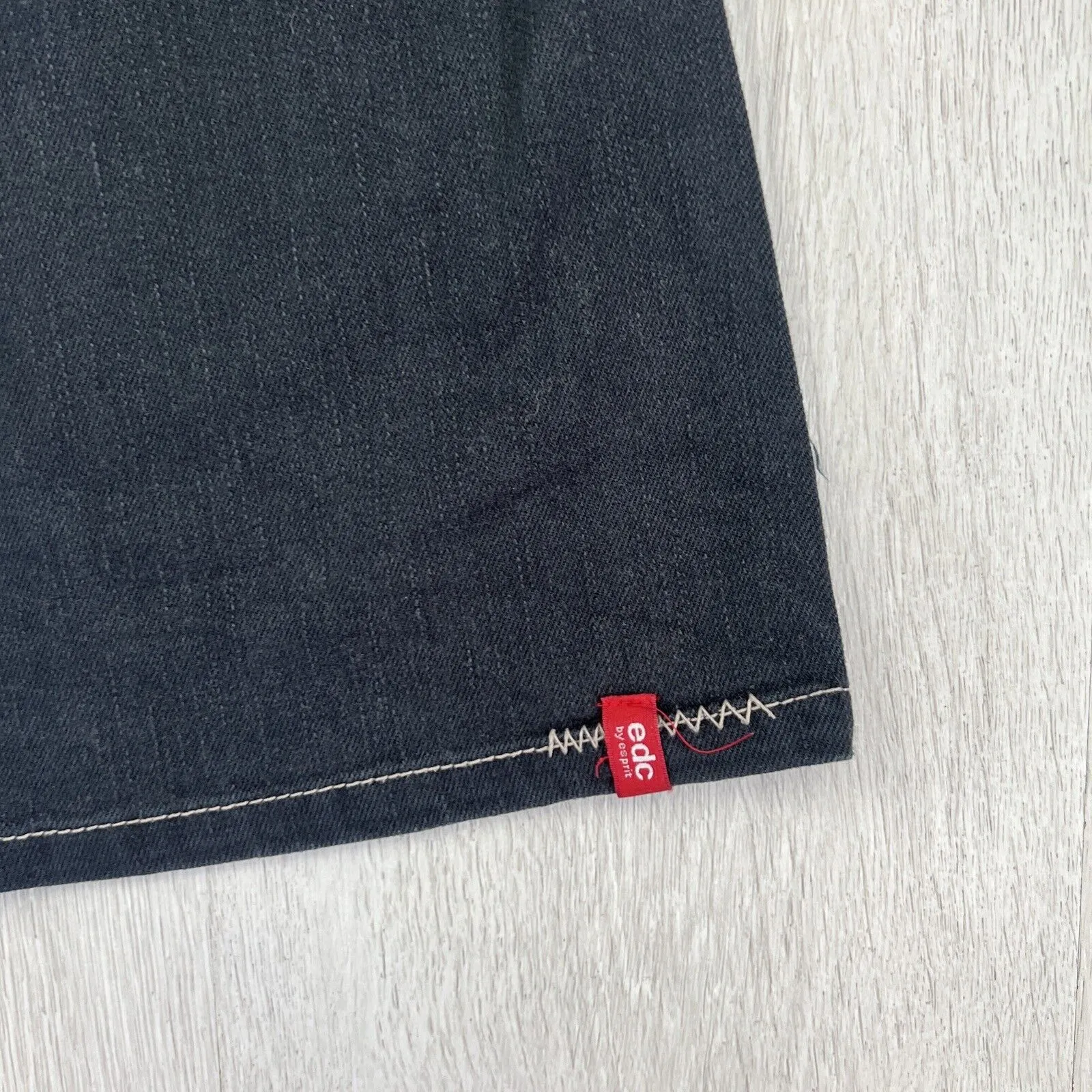 EDC By Esprit Womens Vintage Low Rise Gentle Flair Black Jeans Size 165/70