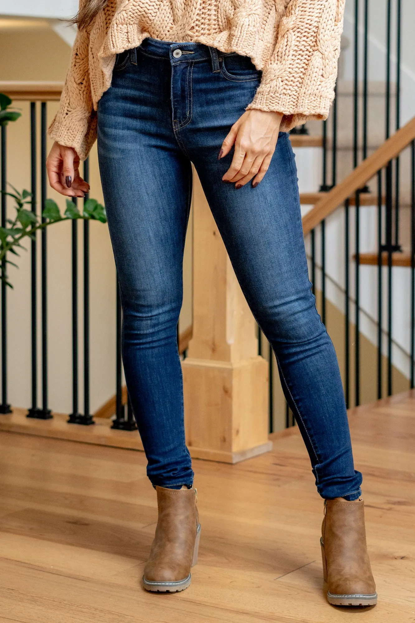 Effie High Rise Curvy Skinny