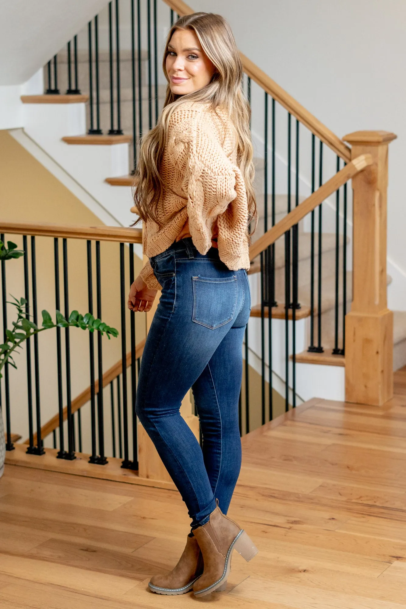 Effie High Rise Curvy Skinny