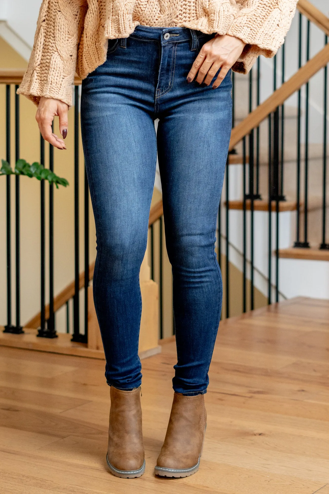 Effie High Rise Curvy Skinny