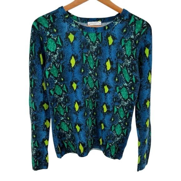 Equipment Femme Cashmere Sweater Sloan Blue Snakeskin Print size XS Long Sleeves