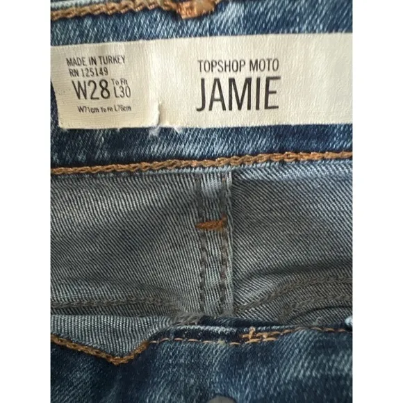 EUC Topshop Moto Jamie Floral Embroidered Jeans - 28
