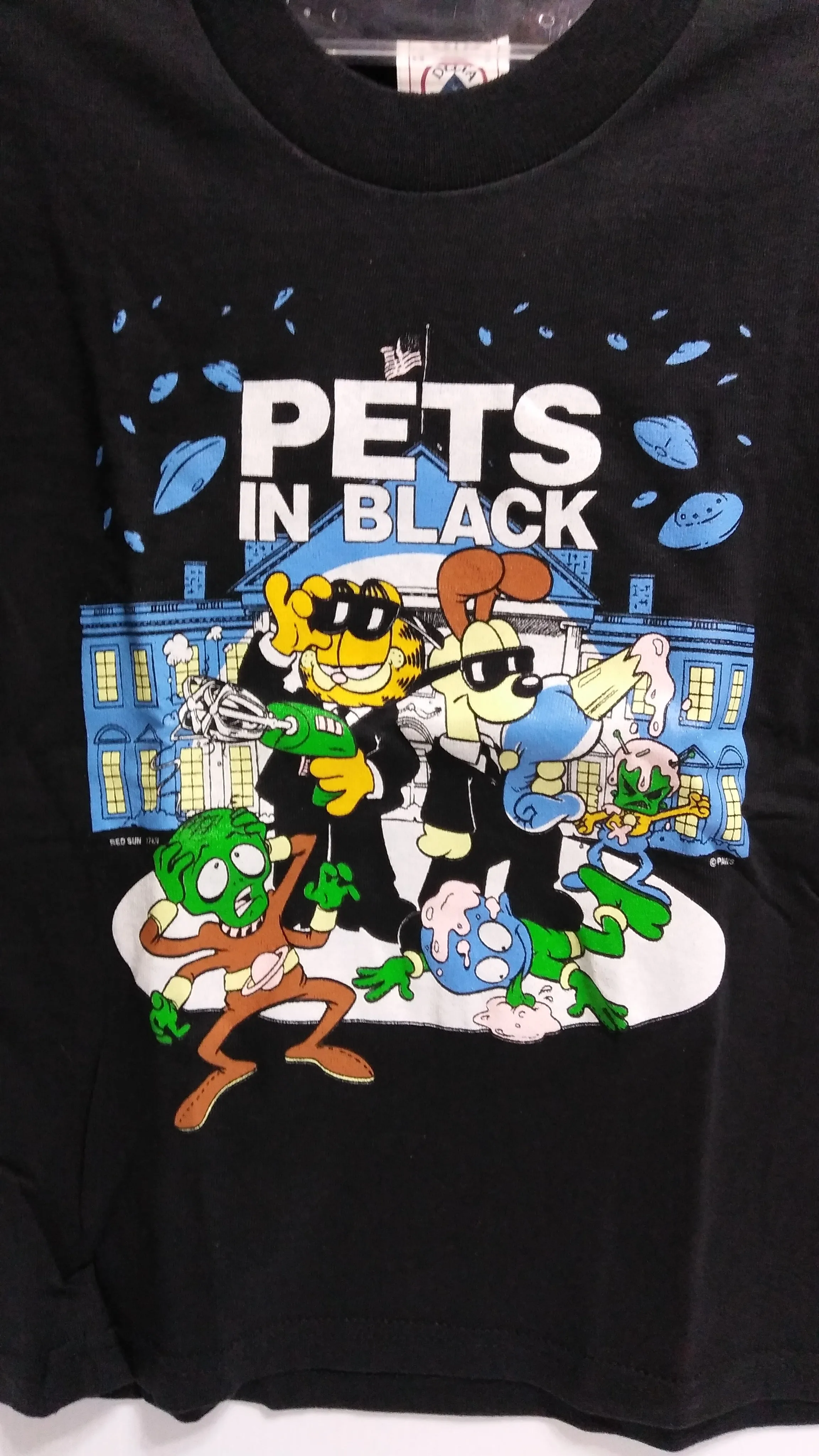 Garfield Pets In Black T-shirt