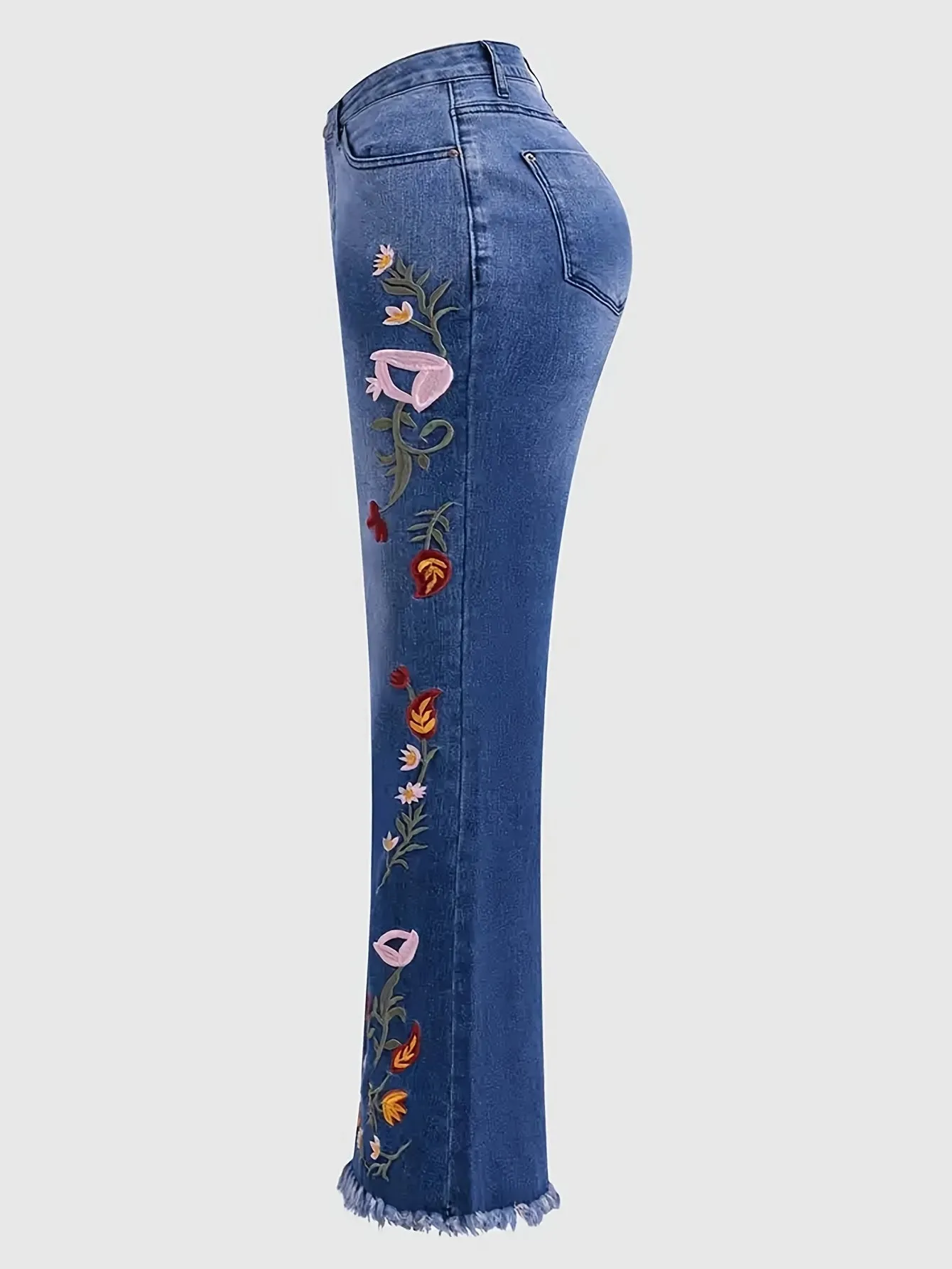 High-Waisted Elegant Floral Embroidered Flared Jeans – Women’s Skinny Denim with Raw Hem Detail