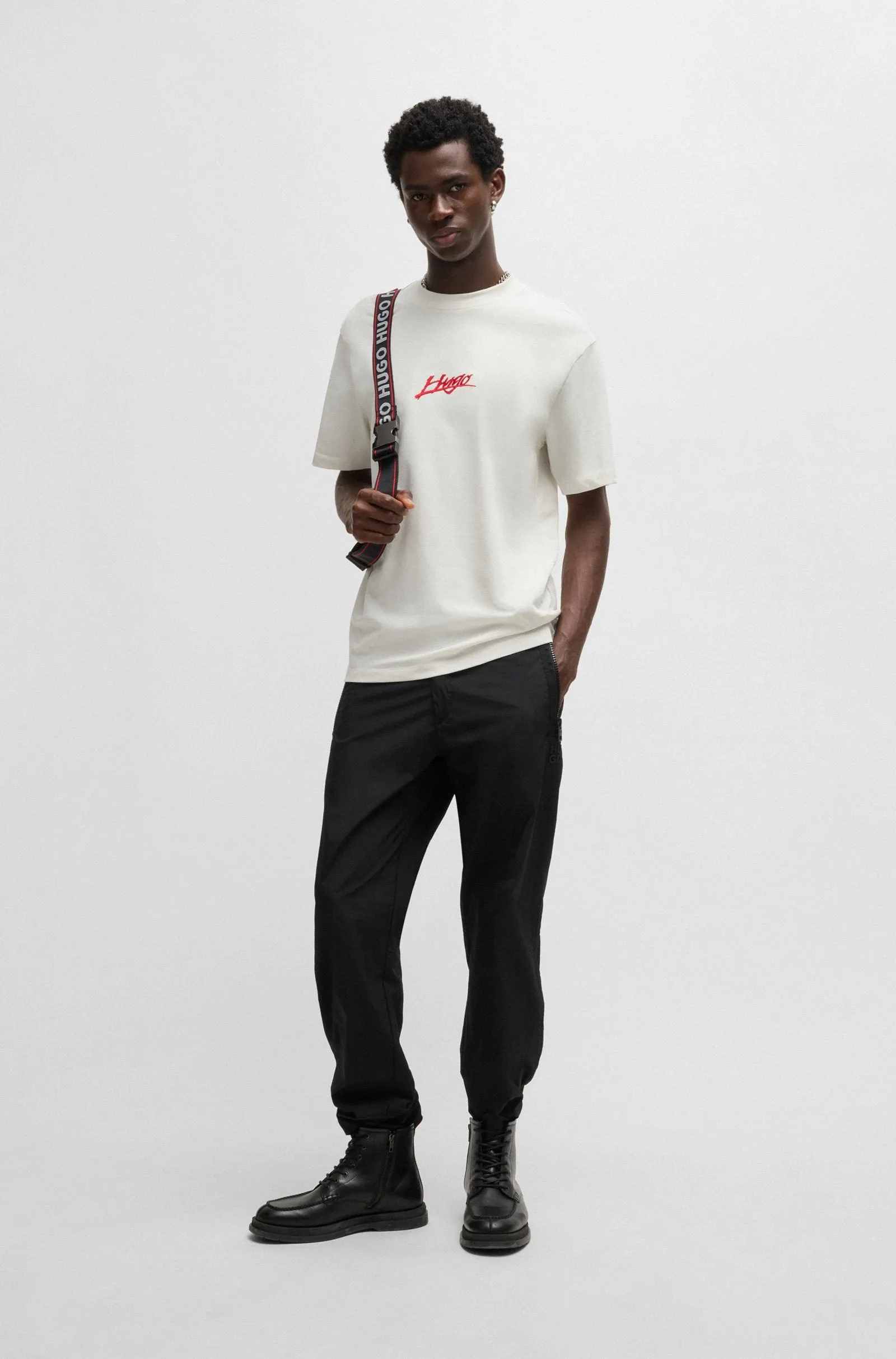 HUGO T-Shirts Relaxed Fit in Cotton - DLOGOTEE 10257318 01-50527926