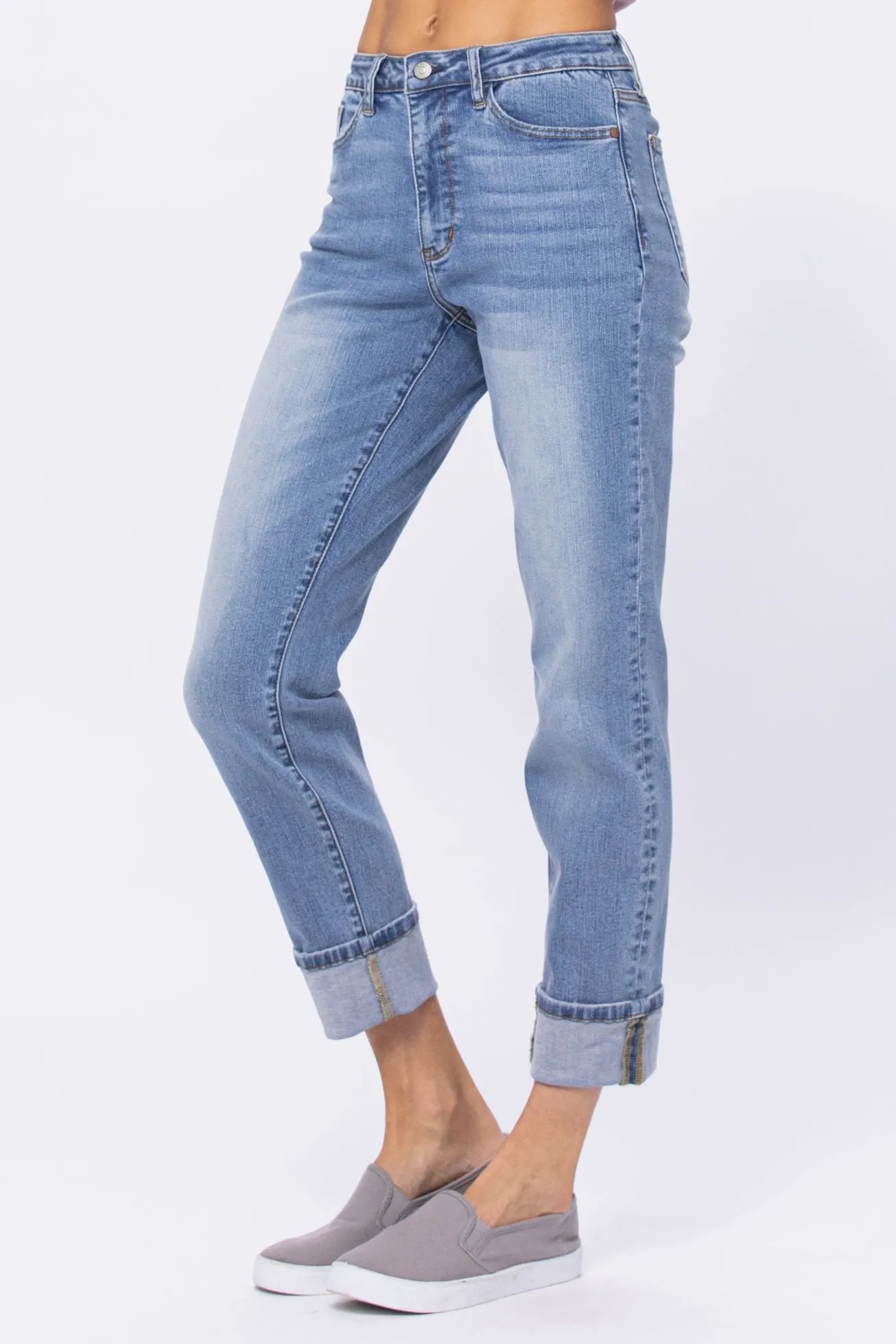 HW VINTAGE WASH BOYFRIEND BY JUDY BLUE - CURVY