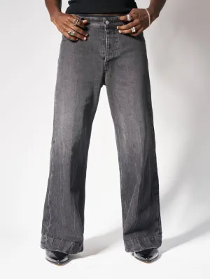 IZZY GIANT FLARE JEANS IN BLACK