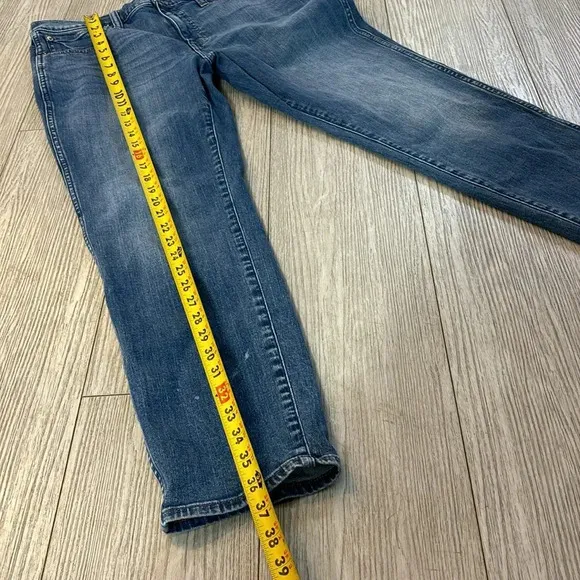 J. Crew 9” Vintage Straight Leg Blue Jeans size 31