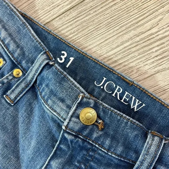 J. Crew 9” Vintage Straight Leg Blue Jeans size 31