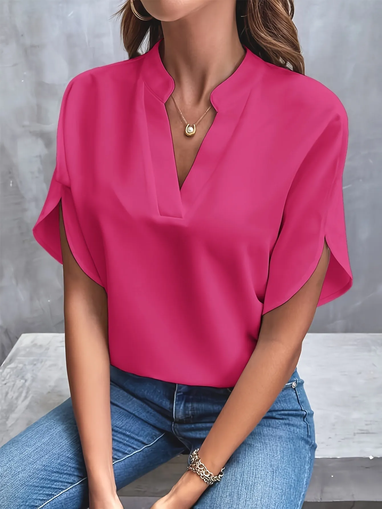 Jannie - Elegant Blouse