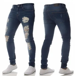 Jean skinny déchiré à la mode vintage