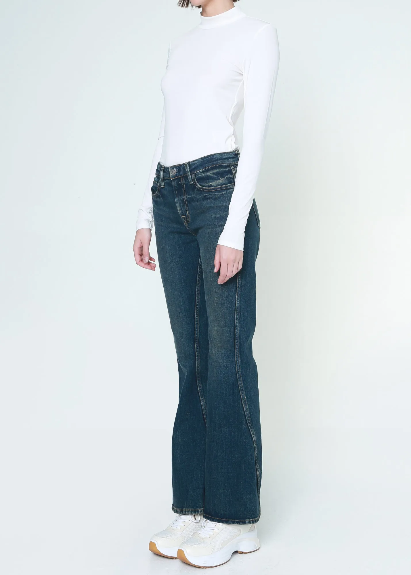 Jenith Curves Cascade Flare