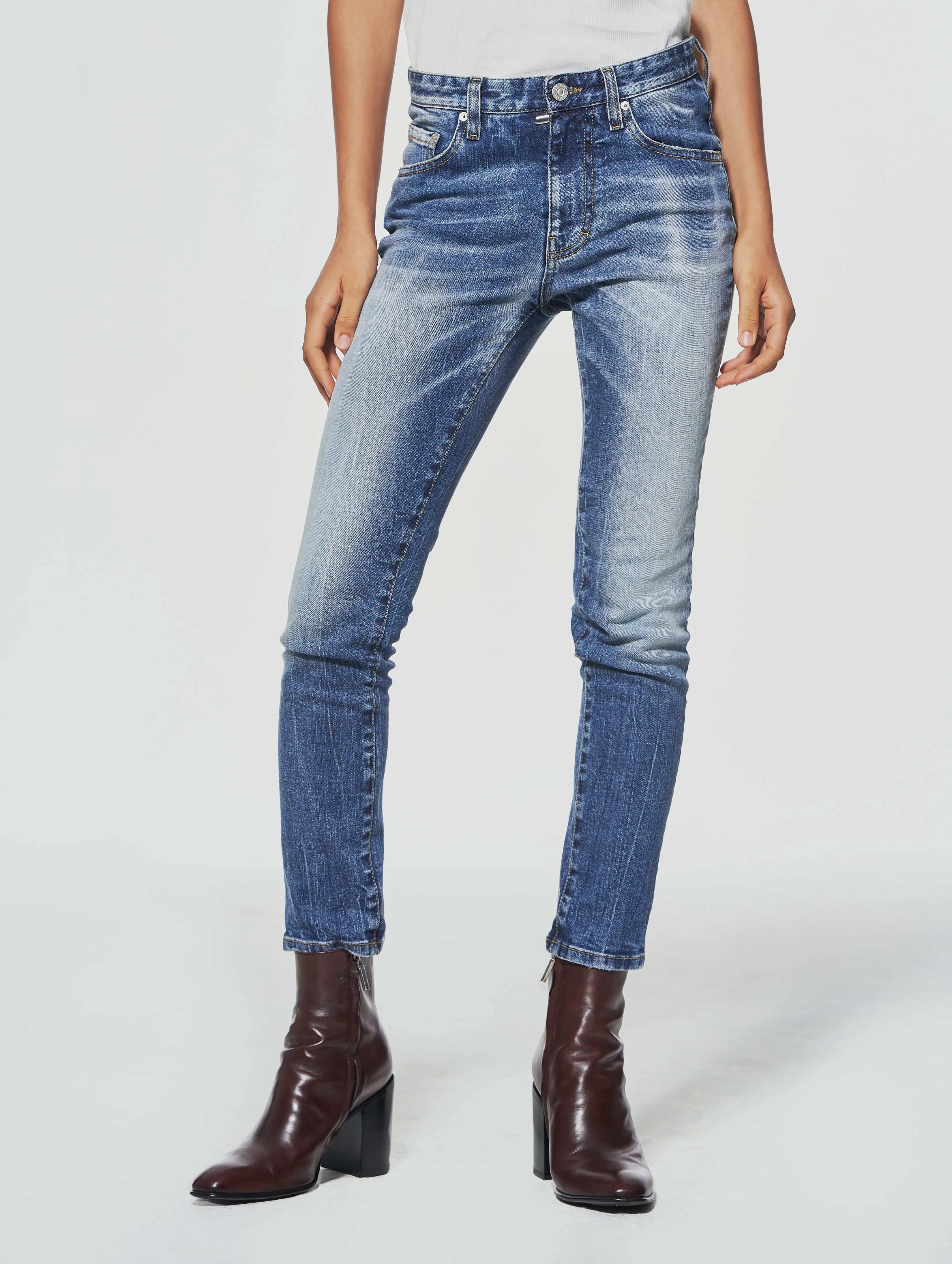 JOAN SKINNY JEANS IN DISTRESSED BLUE - Woman
