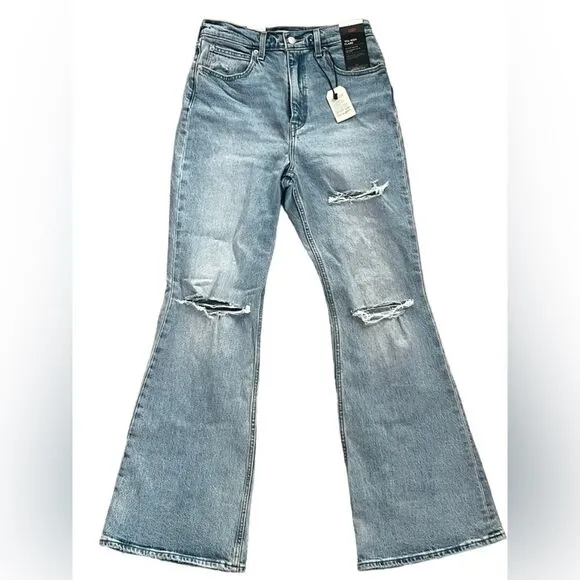 Levi’s NWT Premium 70s High Rise Flare Size 28 Free People Disco Bell Bottom