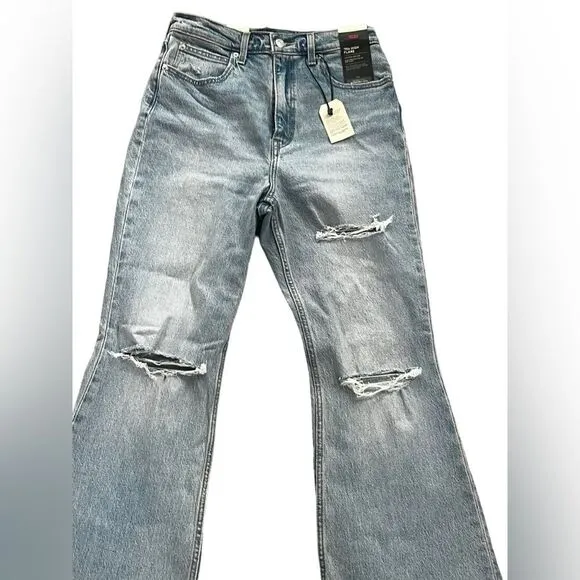 Levi’s NWT Premium 70s High Rise Flare Size 28 Free People Disco Bell Bottom