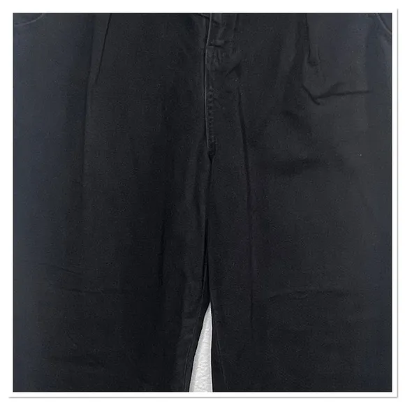LEVI'S X STRANGER THINGS EL WOMEN'S 100% COTTON JEANS SZ 26 BLACK NO SUSPENDERS