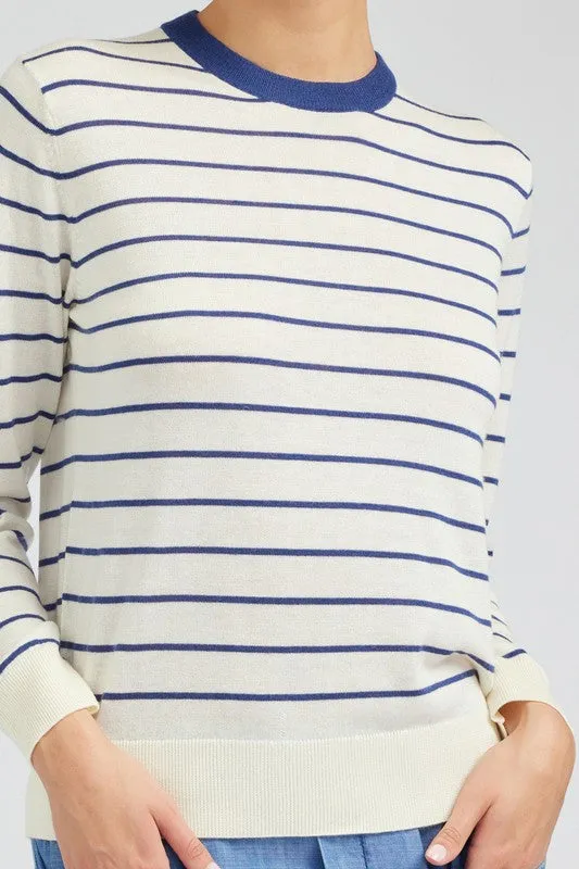 Long-Sleeve Round Neck Pullover Sweater