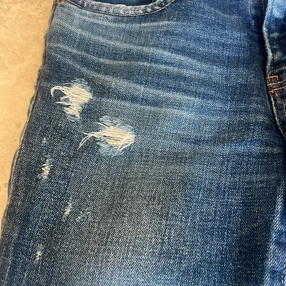 Moussy Vintage Glendale Mid Rise Distressed Tapered Cropped Blue Jeans