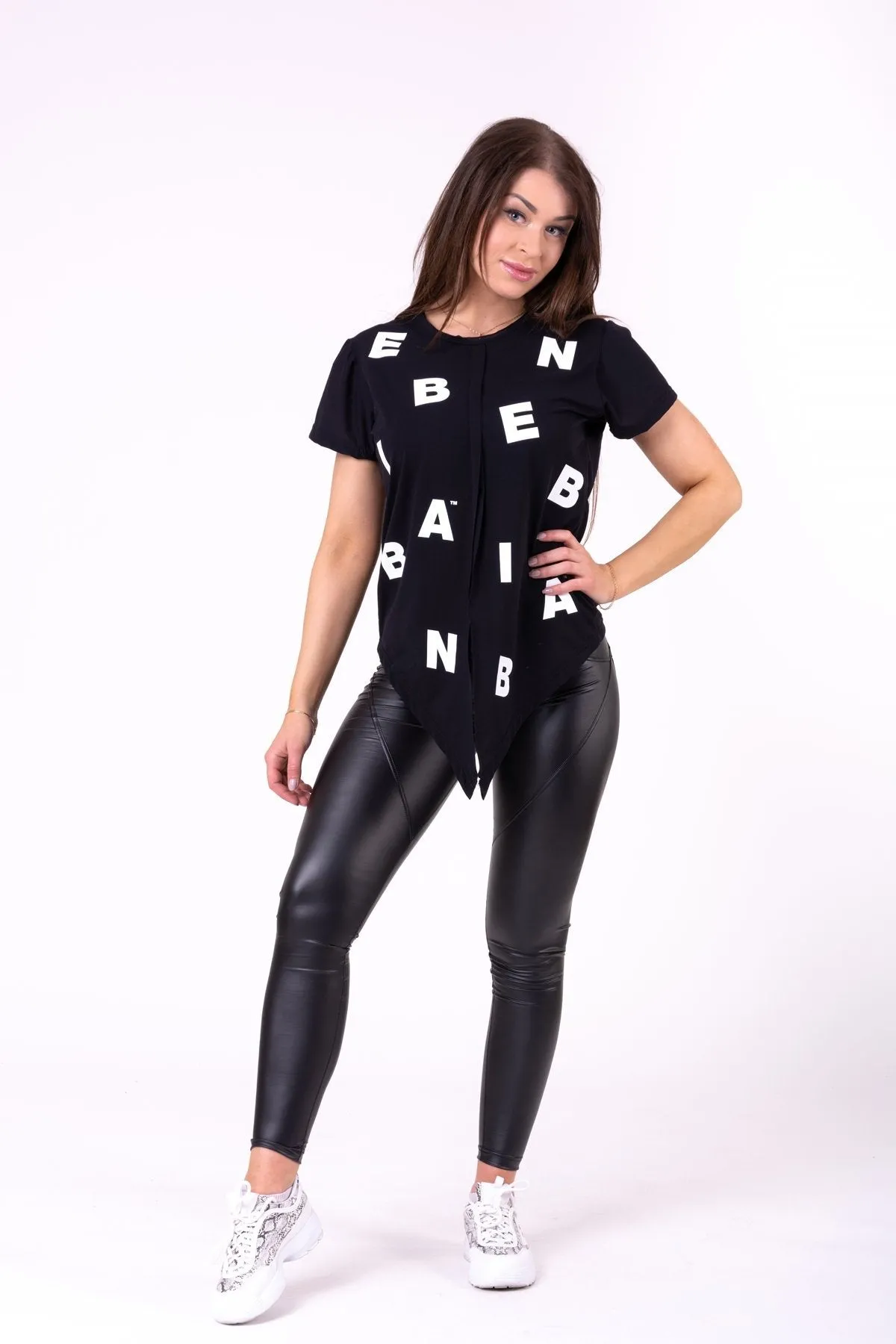 Nebbia Tied Knot Letters T-Shirt 680 - Black