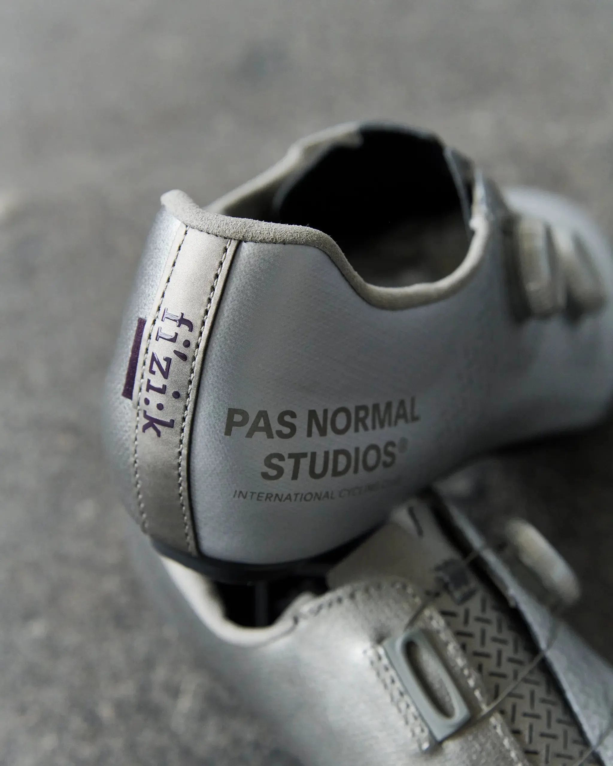 Pas Normal Studios x Fizik - Mechanism Road Shoe - Silver