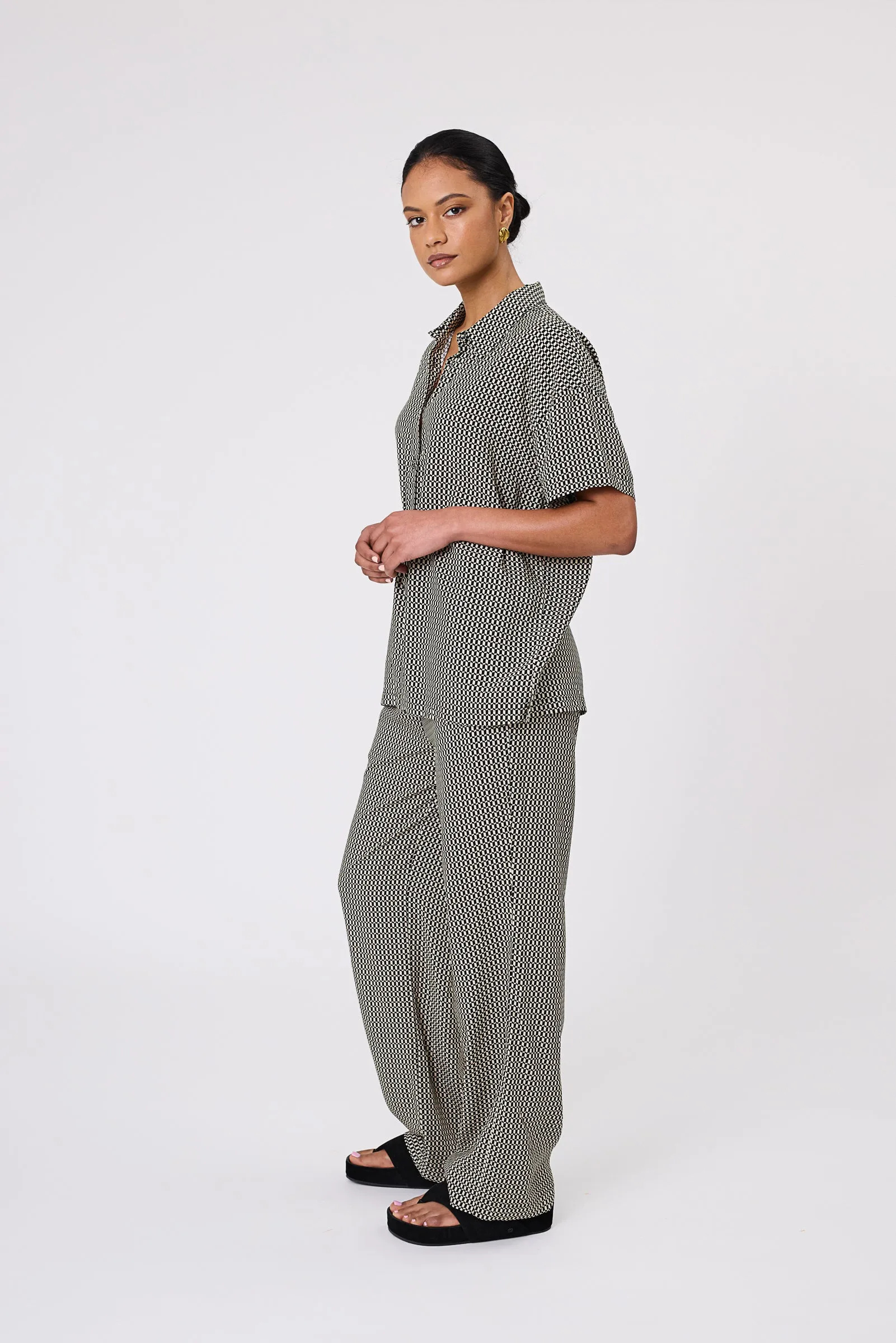 Phase Shirt - Geo Print