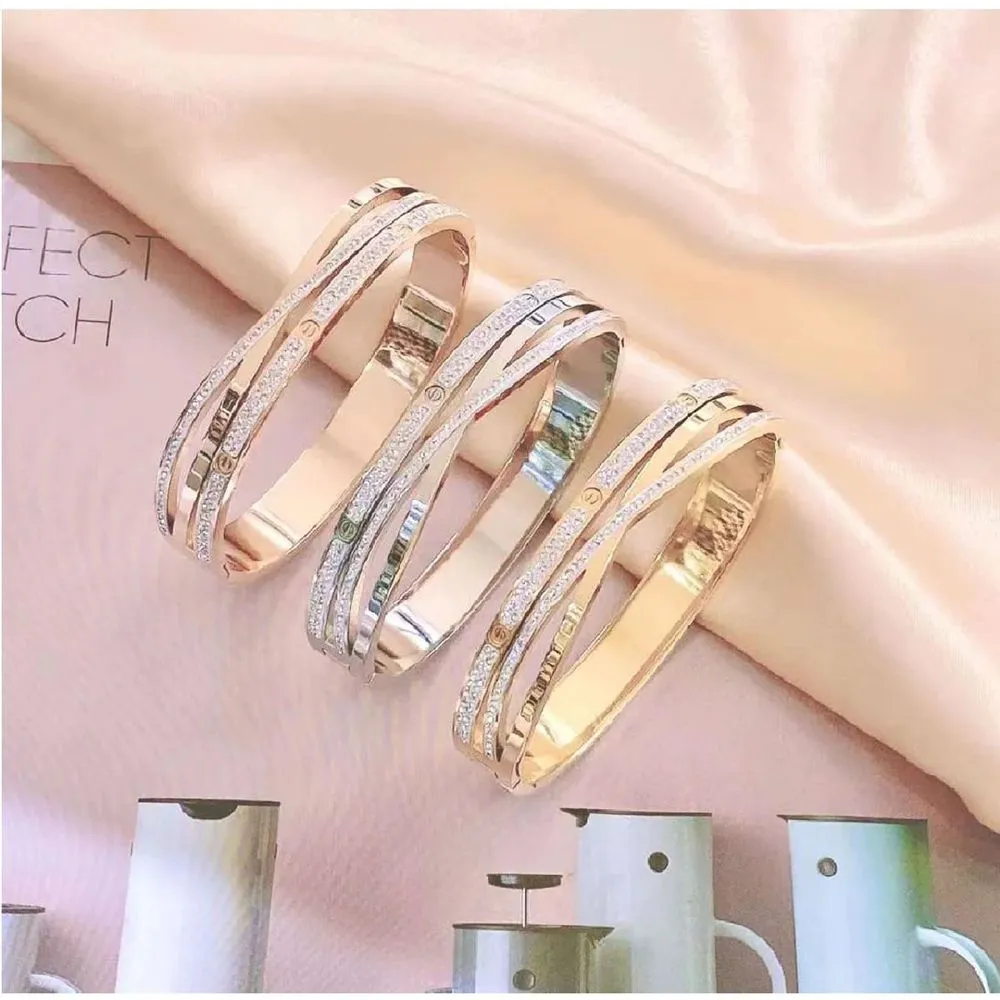 Premium Quality Stainless Steel Gold Plated Fashion Bracelet Bangle for Women