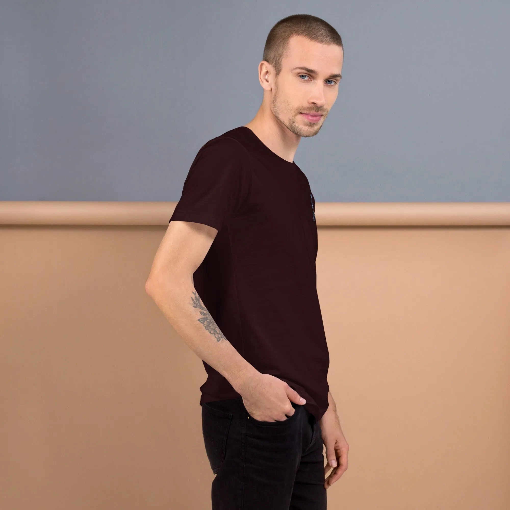 RESILIENT ROAR Unisex t-shirt