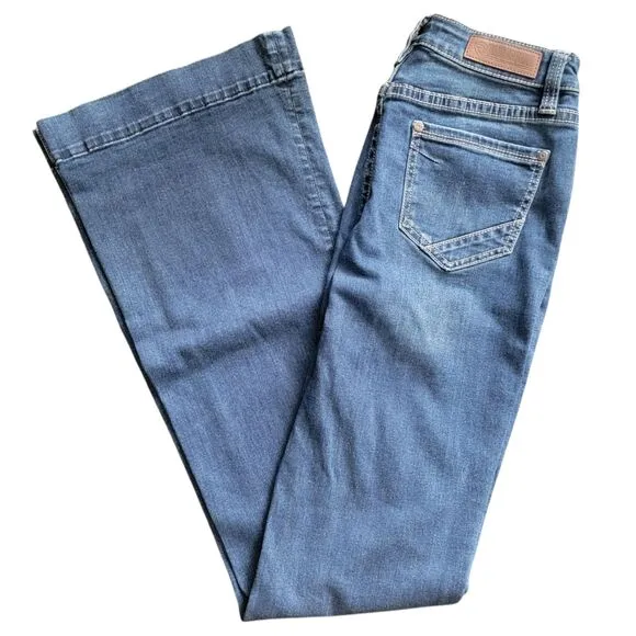 Rock &amp; Roll Cowgirl Denim Jeans – High Rise Trouser - Size 26x38