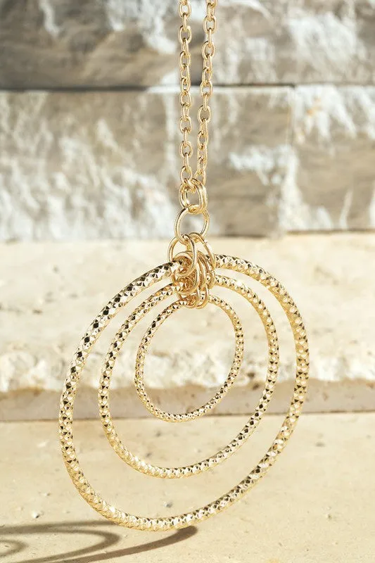 SAY YES TO ME TEXTURED RING NECKLACE