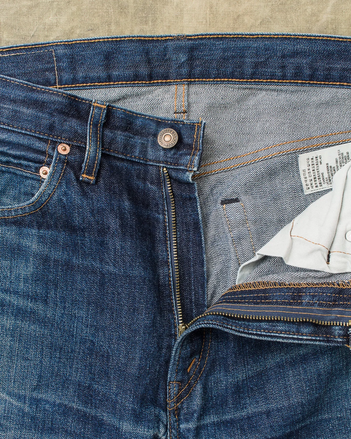 Second Hand Levi's Vintage Clothing 1967 505 Jeans W 33 / L 34