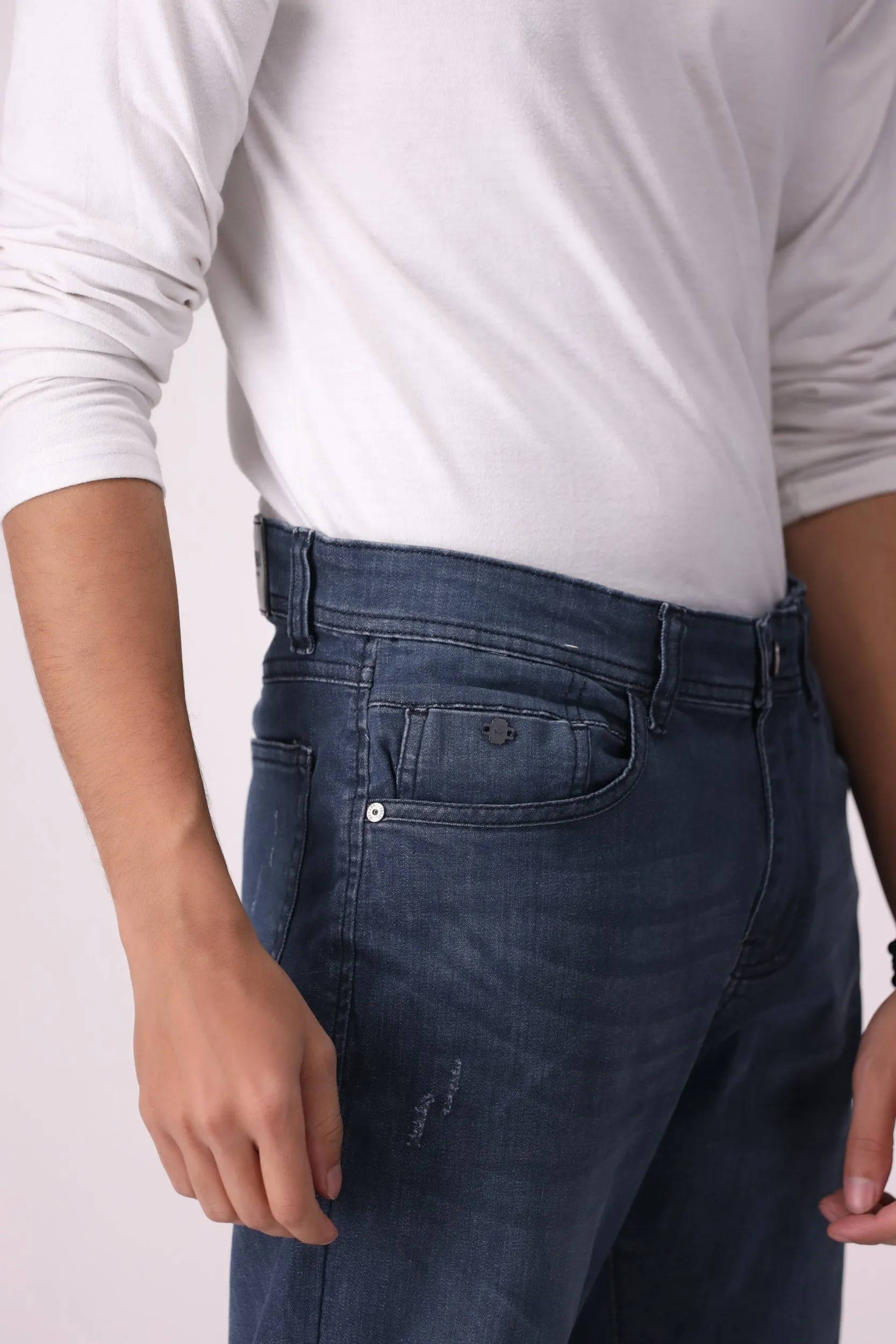 SLIM-STRIGHT FIT STRETCH JEANS