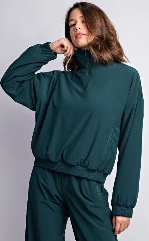 STRETCH WOVEN FLEECE OVERSIZE QUARTER Z