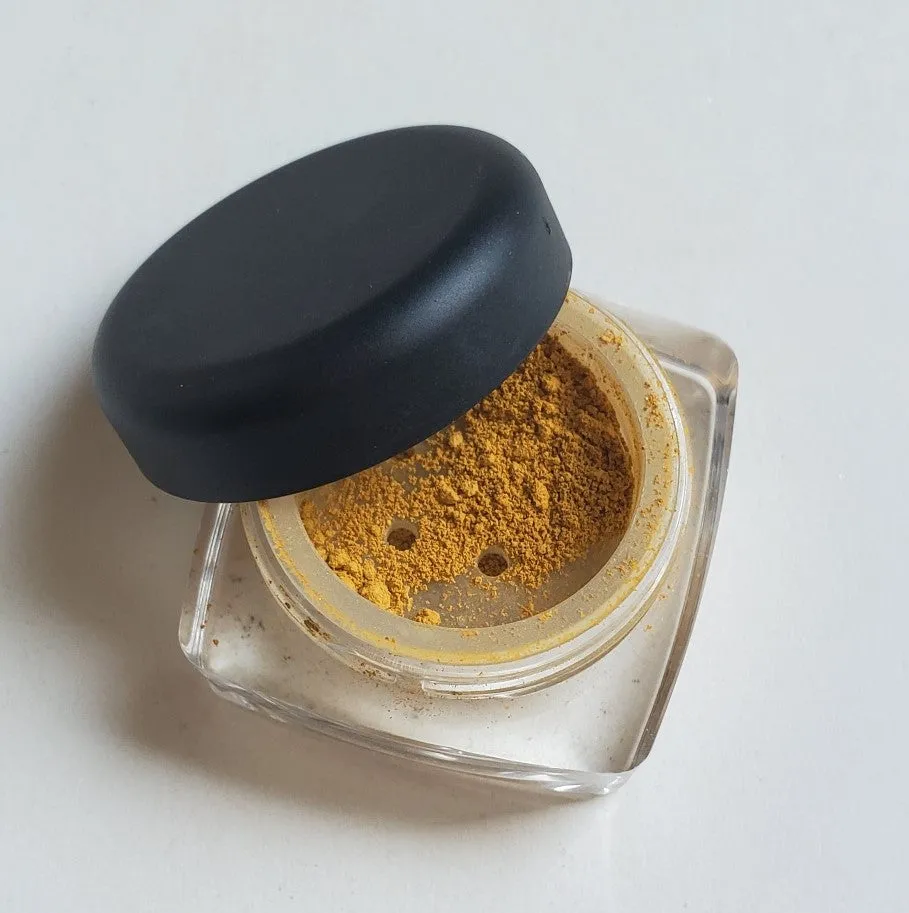 Taxi - Loose Matte Eyeshadow